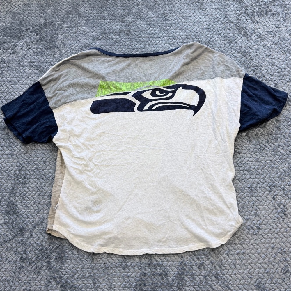 Touch by Alyssa Milano Seattle Seahawks T-shirt size large - Picture 3 of 12